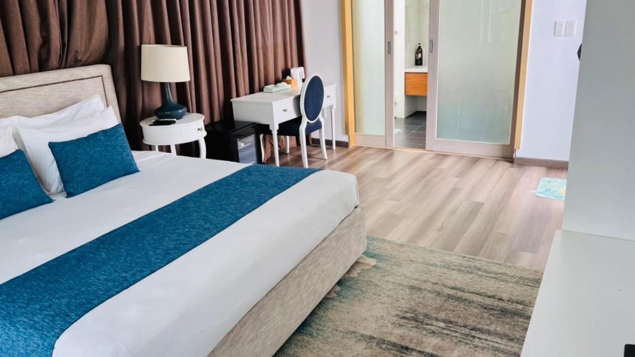 Villas At Oceanami Resort Long Hai Exterior photo